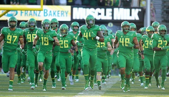 2022 Oregon Ducks Win Total Odds and Picks