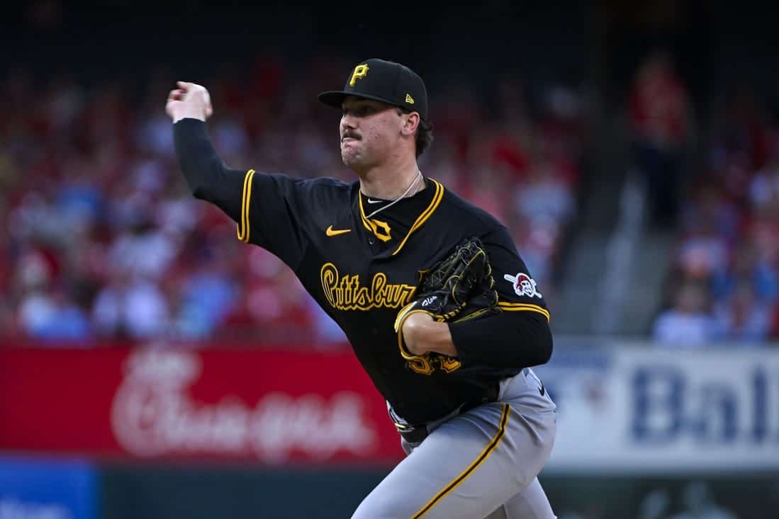 Pittsburgh Pirate player pitching a ball