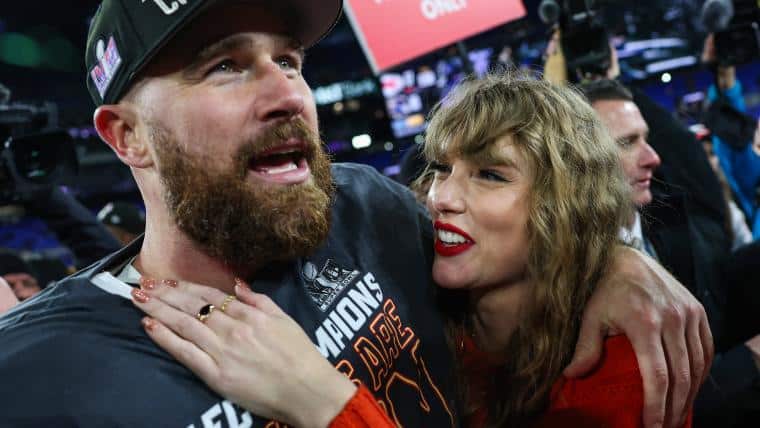 Travis Kelce Taylor Swift 013124 Getty FTR