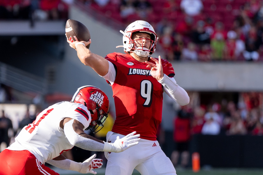 Louisville Cardinals vs Georgia Tech Yellow Jackets Picks and Predictions September 21st 2024