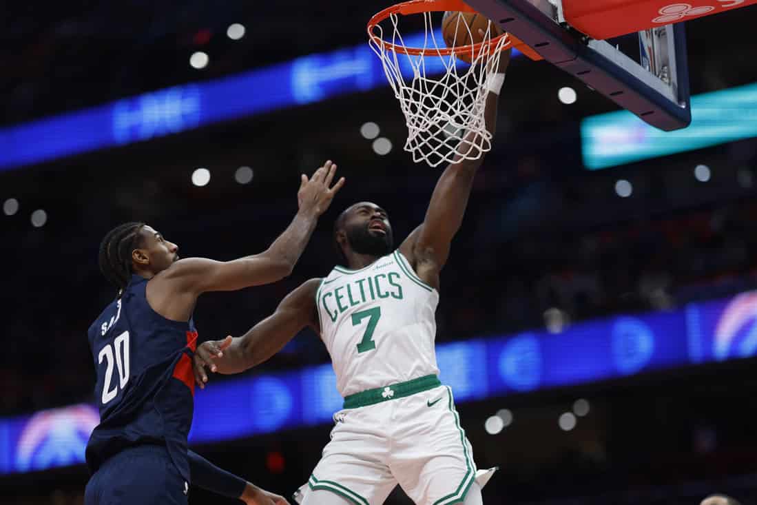 Celtics Player Dunking