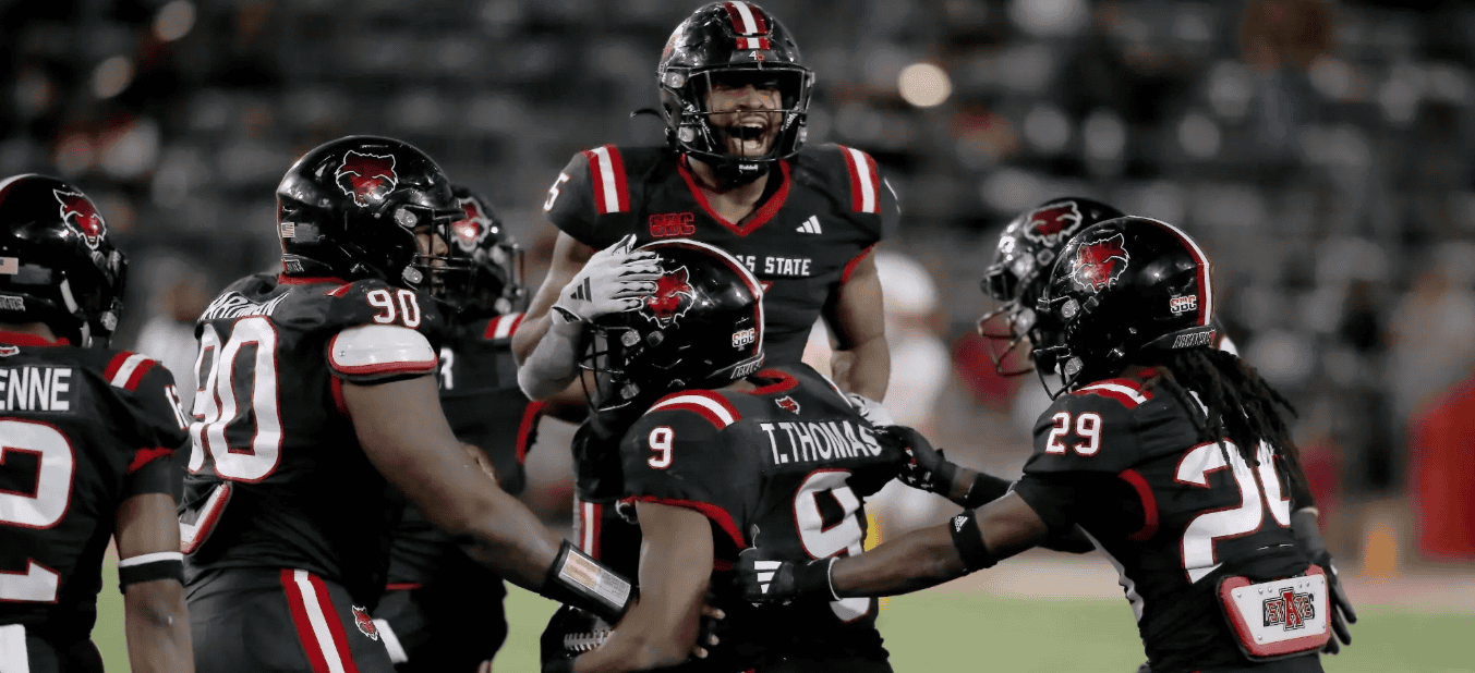 Arkansas St. Red Wolves vs Old Dominion Monarchs Picks and Predictions November 30th 2024