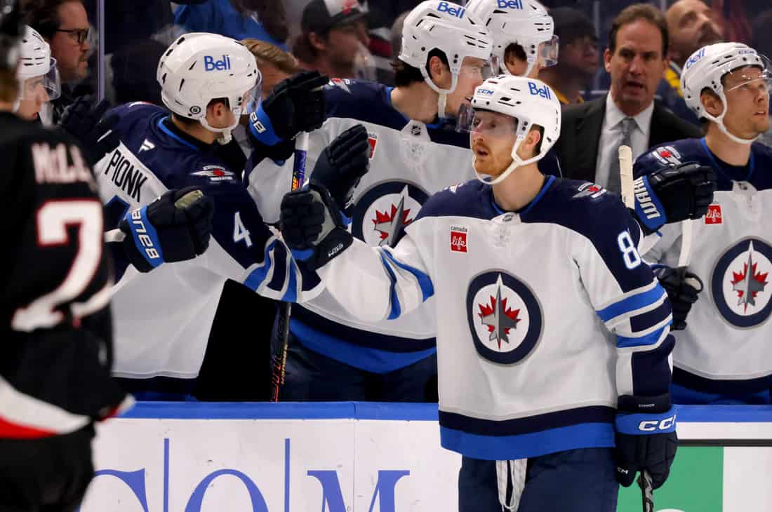 Winnipeg Jets Celebrating