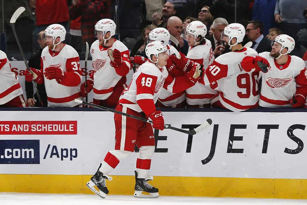 Red Wings vs. NHL-Best Jets: Momentum, Resilience & Key Matchup Insights