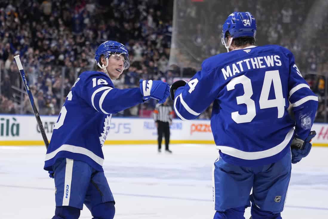 Maple Leafs Players celebrating