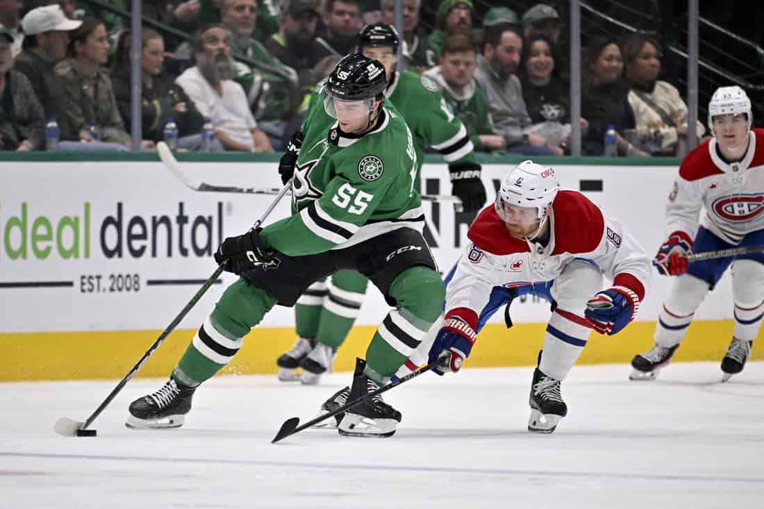 Dallas Stars Player Dribbling