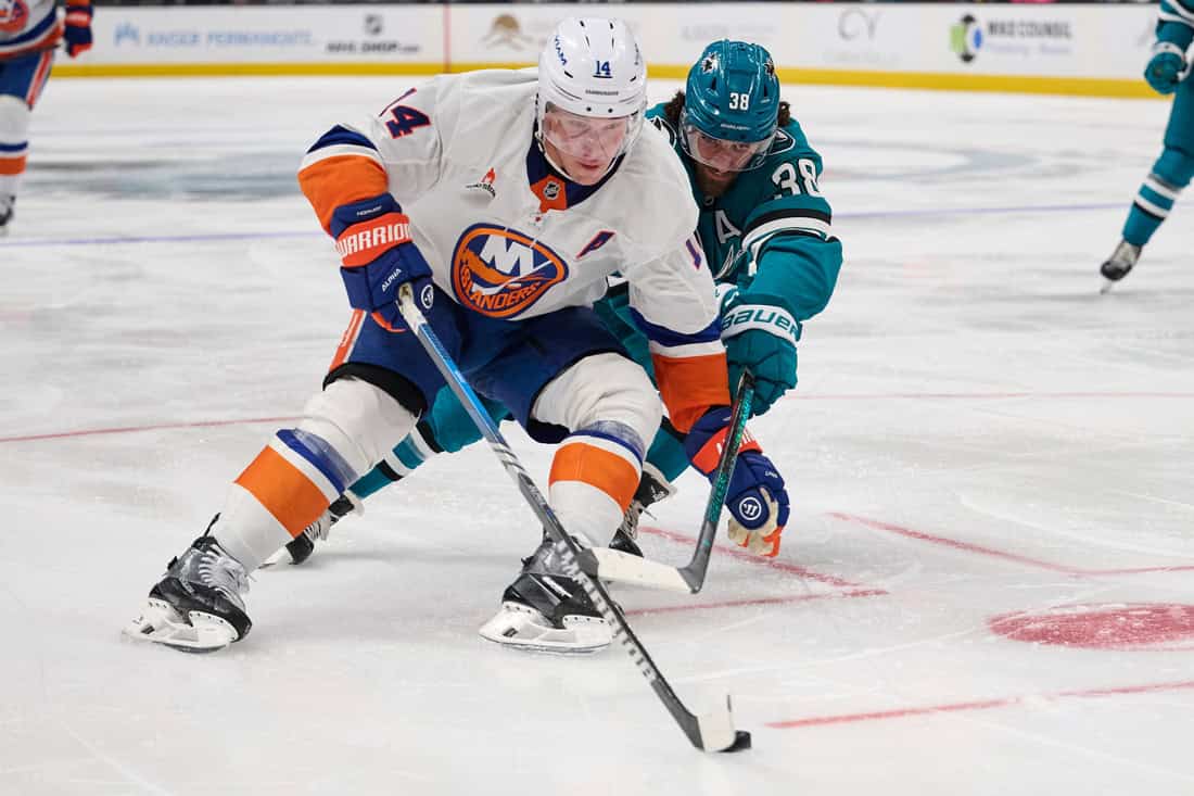 Anaheim Ducks vs New York Islanders Picks and Predictions March 9th 2025